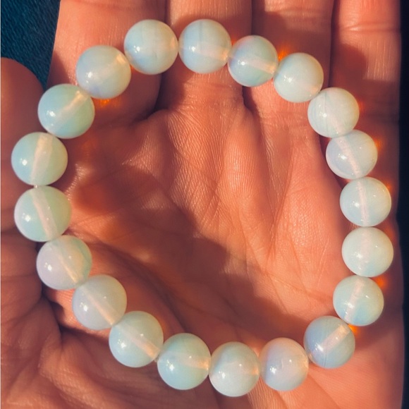 Handmade 10mm Natural Opal Beaded Stretch Bracelet - Picture 1 of 6